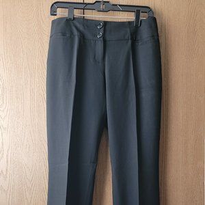 The Limited Lexie Flare Size 4R, New with tags